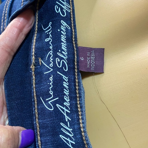 Gloria Vanderbilt jeans size 6 color Denim Blue - Picture 6 of 6
